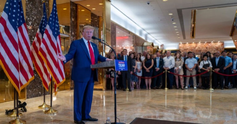 Penggemar Setia Tetap Mendukung Trump,  Milyuner Menjelaskan Mengapa Dia Berubah dari Pembenci Menjadi Penggemar Trump