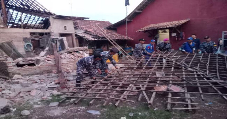 Sebanyak 240 Rumah Warga Rusak Akibat Gempa M 4,4 Batang, Jawa Tengah