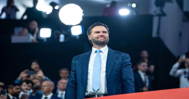 Calon Wakil Presiden Donald Trump, J.D. Vance, Menyebut Tiongkok sebagai ‘Ancaman Terbesar’ bagi Amerika Serikat