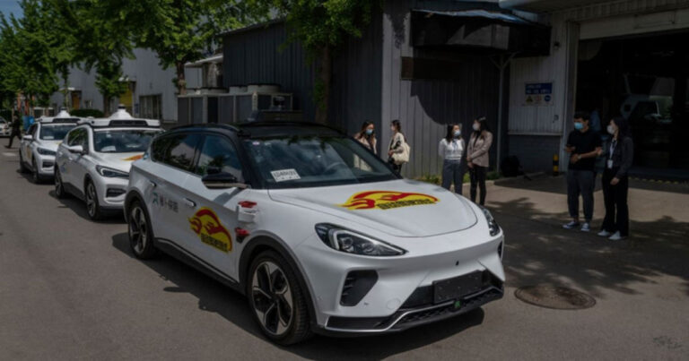 Robotaxi, Taksi Tanpa Sopir di Tiongkok Menyelesaikan 5 Juta Pesanan, Jutaan Pengemudi Khawatir akan Menjadi Pengangguran