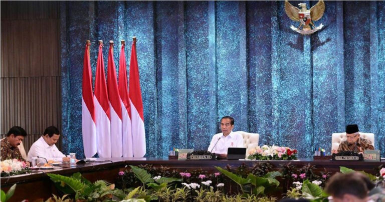 Presiden Jokowi Gelar Sidang Kabinet Paripurna Perdana di Ibu Kota Nusantara