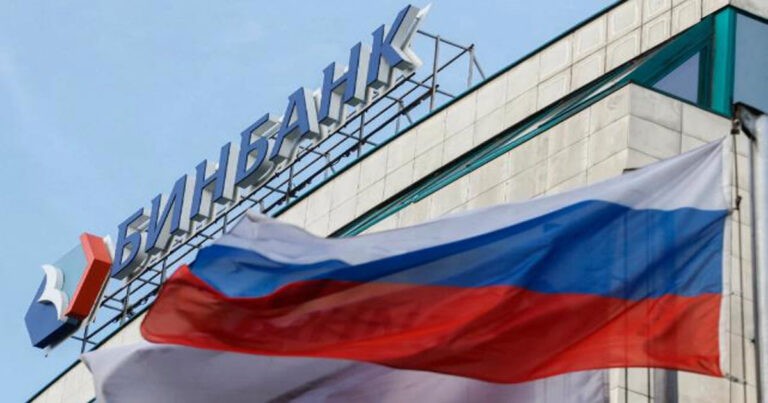 Terobos Sanksi Barat, Rusia Membeli Produk Elektronik Penting Melalui India