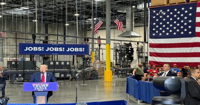 Trump Mengusung “Industrialisasi Baru Amerika” dengan Menggunakan Tarif untuk Mendorong Kemakmuran Ekonomi
