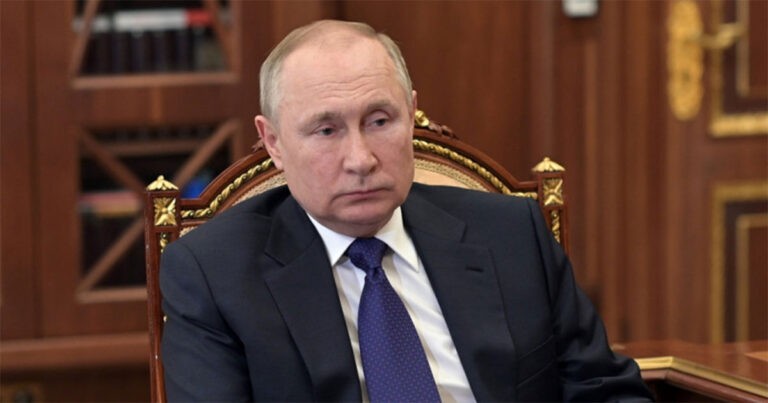 Tanpa Akui Bertanggungjawab, Putin Meminta Maaf  Setelah Kecelakaan Mematikan Pesawat  Azerbaijan Airlines  