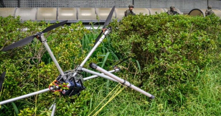 Media Korea Utara: Kim Jong Un Perintahkan Produksi Massal Drone Bunuh Diri