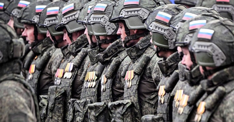 Skandal Pemalsuan Perang: Para Pimpinan Militer Rusia Diperangi dan Ditangkap!