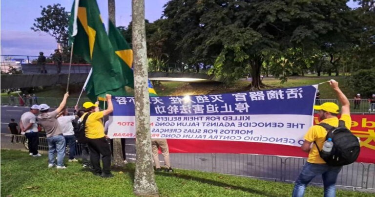 Praktisi Falun Gong Brasil Diganggu Saat Delegasi Tiongkok Tiba di KTT G 20