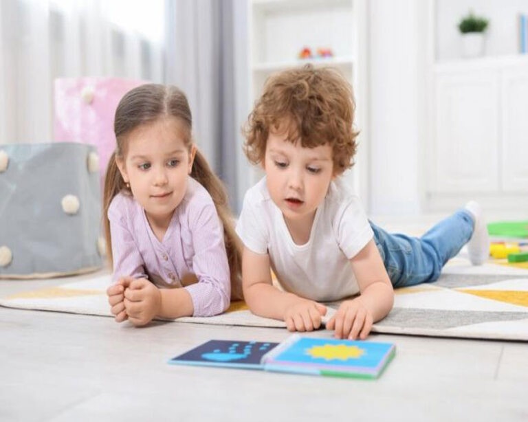 Untuk Membangkitkan Rasa Ingin Tahu Anak, Cobalah Buku Cerita Bergambar Tanpa Kata