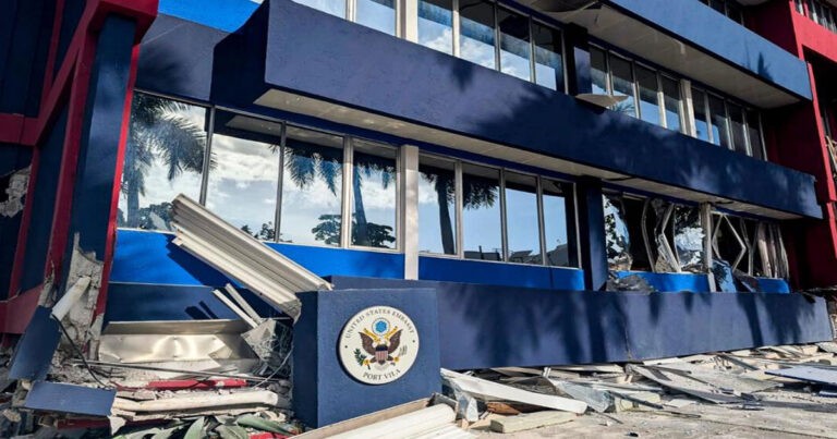 14 Orang Tewas, Tim Penyelamat Dikerahkan ke Vanuatu Setelah Gempa Bumi Kedua Mengguncang Pasifik