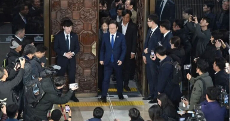 Parlemen Korea Selatan Membatalkan Perintah Darurat Militer Yoon Seok-youl, Situasi Politik Menjadi Tidak Stabil