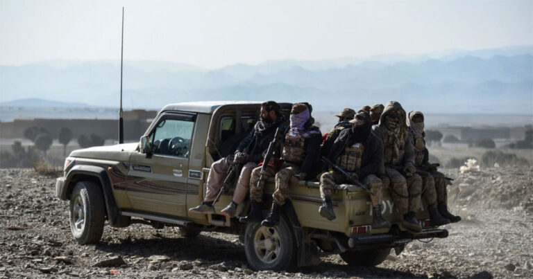 Pasukan Afghanistan Balas Serangan Udara Mematikan Pakistan