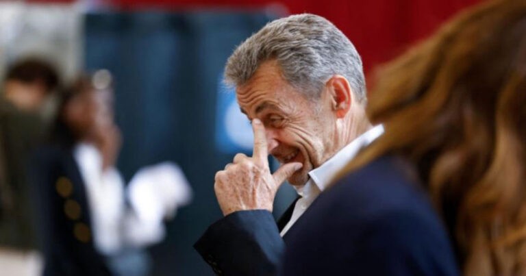 Kasus Pertama! Mantan Presiden Prancis Nicolas Sarkozy Dijatuhi Hukuman Pakai Gelang Kaki Elektronik