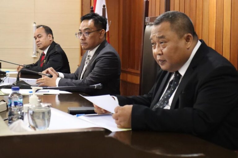 Investigator KPPU Paparkan Dugaan Persekongkolan Tender Pemasokan Electric Multiple Unit Di Proyek Jakarta Bandung High Speed Railways