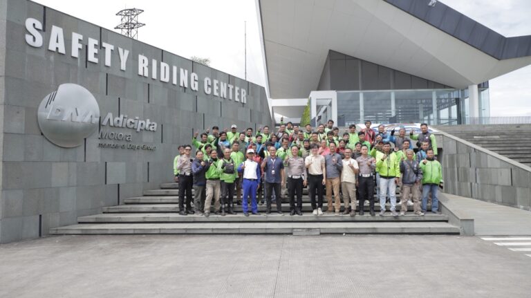 inDrive Gelar Pelatihan Keselamatan Berkendara untuk Ratusan Pengemudi di Kota Bandung