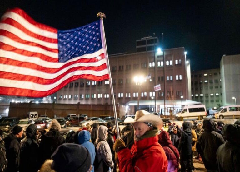 Trump “Ampuni Penuh” Sekitar 1.500 Terdakwa Kasus Insiden Gedung Capitol 6 Januari 2021