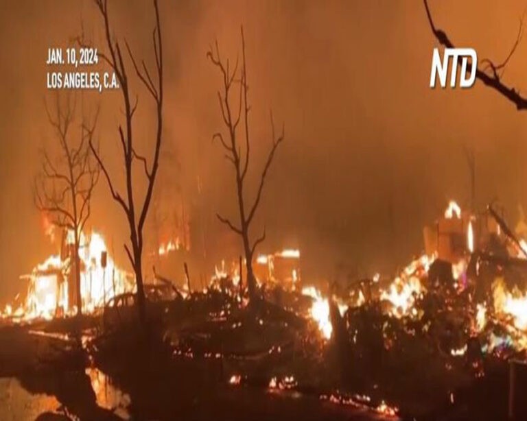 24 Orang Tewas Saat Petugas Damkar Berjibaku Padamkan Kobaran Api di Los Angeles,  Angin Kencang Diperkirakan Akan Kembali Melanda
