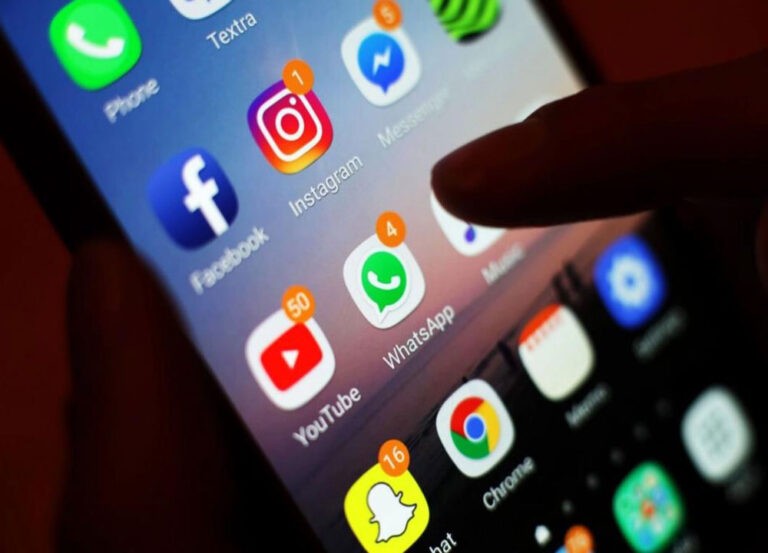 Studi Kaitkan Penggunaan Media Sosial dengan Meningkatnya Gangguan Emosi pada Orang Dewasa