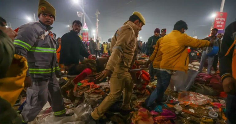 Sekitar 40 Orang Tewas Setelah Berdesak-desakan dalam Upacara Keagamaan di India