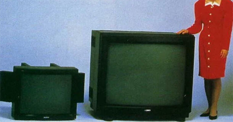 TV Tabung Terbesar di Dunia yang Pernah Dibuat Beratnya Lebih dari 180 Kilogram