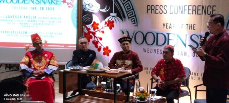 Merayakan Tahun Baru Imlek 2025 “The Year of the Wood Snake Celebration” di Mercure Surabaya Grand Mirama