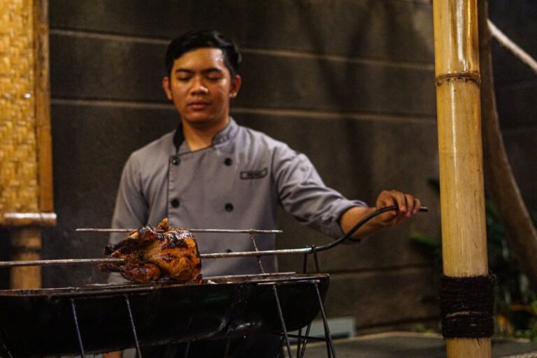 “Jejak Ramadhan Chapter 2: Midtown Hotel Surabaya Hadirkan Kuliner Nusantara dan Nuansa Tradisional yang Menggugah Selera”