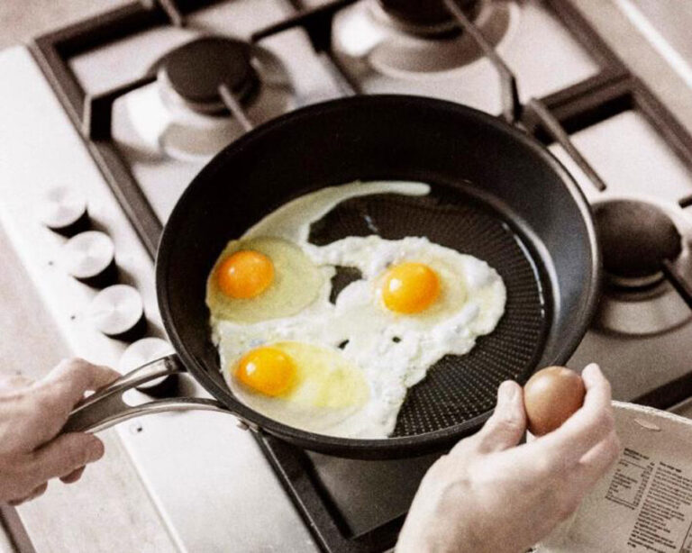 Mengapa Kolesterol dalam Makanan Bukan Musuh
