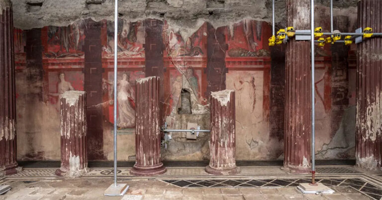 Rangkaian Lukisan Kuno yang Belum Pernah Terlihat Sebelumnya yang Digali di Pompeii Memberikan Petunjuk Tentang Ritual yang Terkait dengan Dewa Yunani