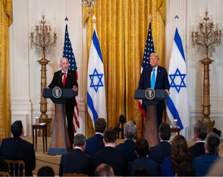 Trump: ‘AS Akan Ambil Alih Jalur Gaza’ untuk Dibangun Kembali Sebagai Riviera Timur Tengah