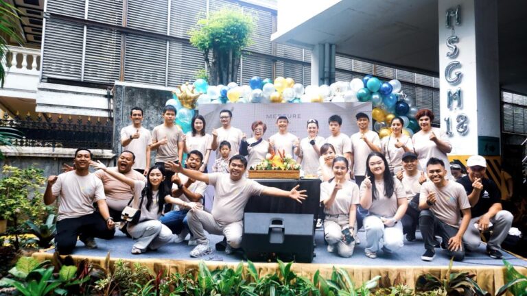 “Mercure Surabaya Grand Mirama Rayakan 18 Tahun dengan Renovasi Besar dan Berbagi Kebahagiaan kepada Masyarakat” 