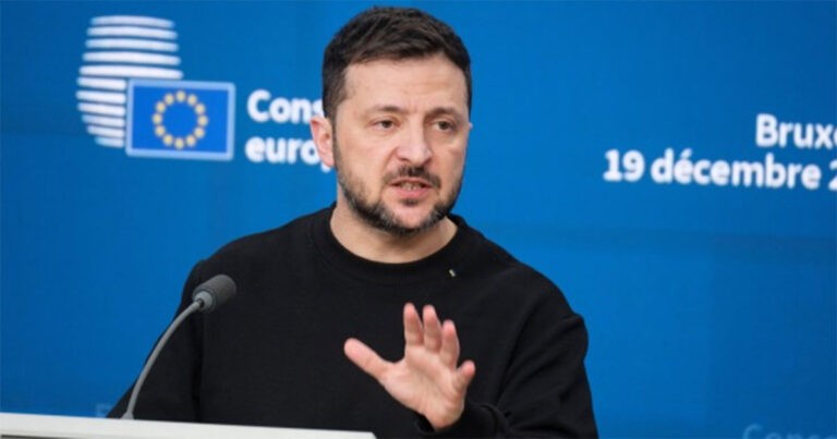 Perang Rusia-Ukraina: Zelensky Siap Tukar Mineral Langka demi Dukungan AS