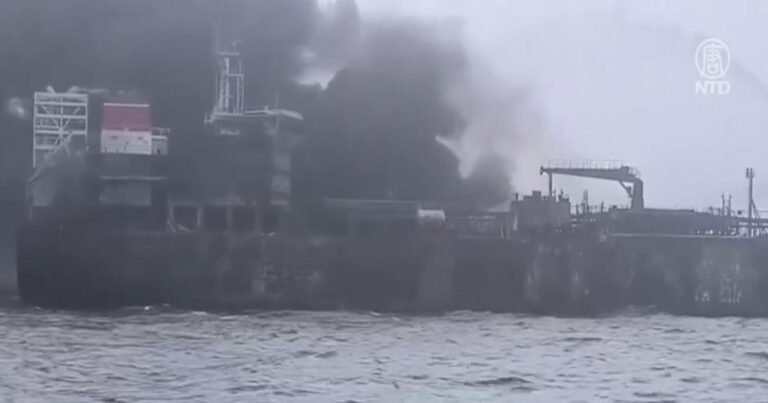 Tanker Minyak AS Bertabrakan dengan Kapal Kargo di Pesisir Inggris – Kebakaran Besar dan Kebocoran Bahan Bakar
