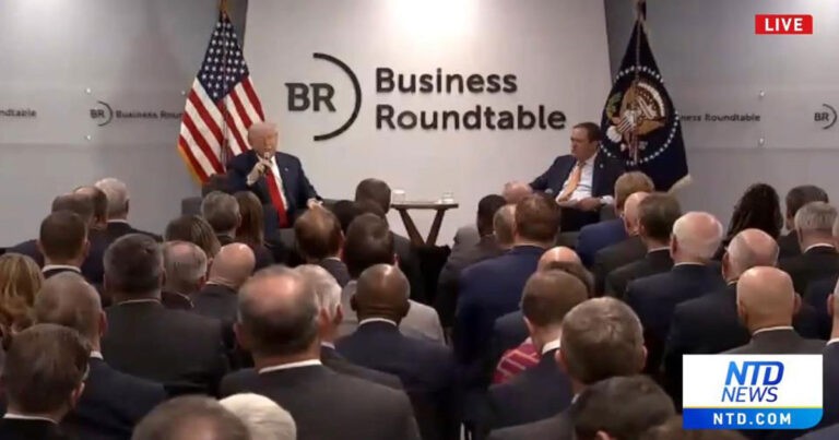 Berbicara tentang Ekonomi dengan lebih dari 100 CEO, Trump Optimis tentang Amerika Serikat
