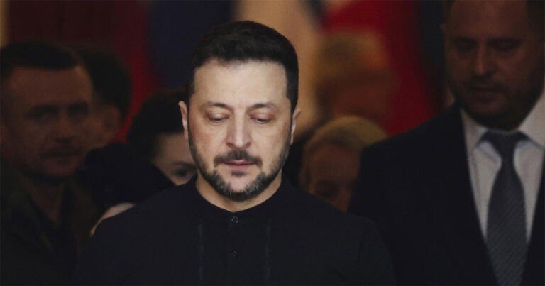 Volodymyr Zelenskyy : Ukraina Siap Menandatangani Kesepakatan Mineral dengan AS