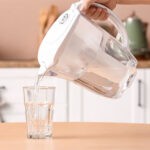 Wanita-di-Tiongkok-Minum-‘Air-Limbah’-2