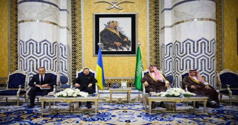 Zelenskyy dan Menlu AS Marco Rubio Tiba di Arab Saudi Menjelang Pembicaraan Krusial tentang Perang Rusia-Ukraina