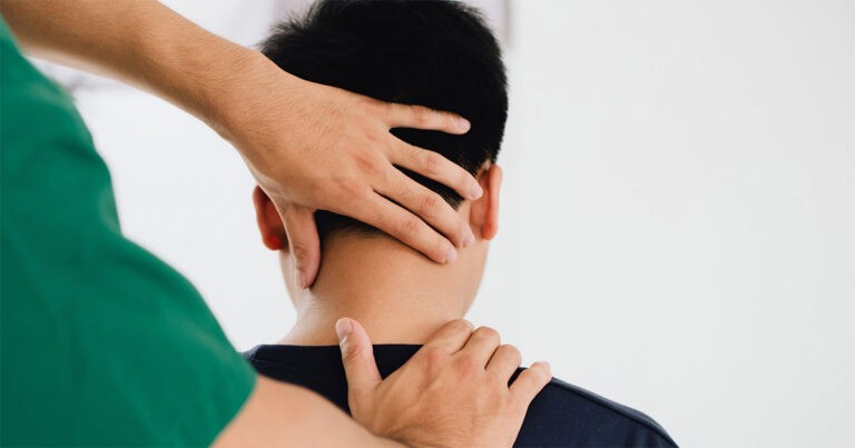 Pria di Tiongkok Berusia 26 Tahun Menderita Stroke Setelah Dipijat Leher