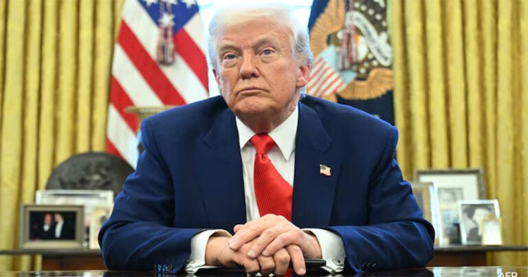 Di Tengah Ancaman Trump untuk Membeli Greenland, Kunjungan Diam-diam oleh Tim Investor AS