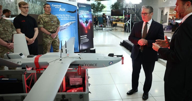 Inggris Pertama Kali Gunakan Drone dalam Operasi Perang Elektronik “StormShroud”