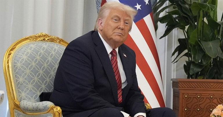 Iran Beri Kabar Mengejutkan: Siap Menandatangani Kesepakatan Nuklir dengan Trump