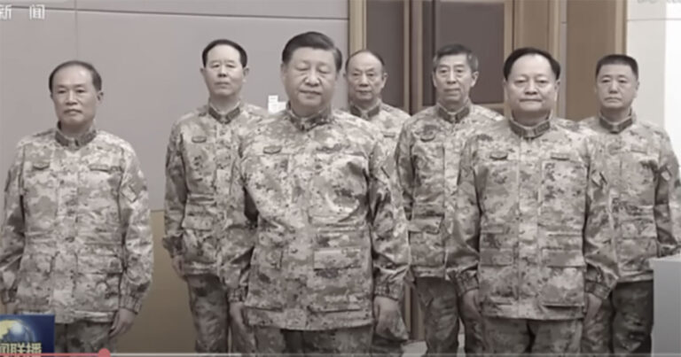 Kabar Xi Jinping Akan Lengser Makin Marak, Sebuah Foto Bersama Komisi Militer Ungkap 