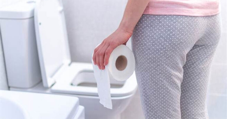 Kebiasaan Buruk Saat di Toilet Ini Jauh Lebih Jorok dari Tidak Cuci Tangan
