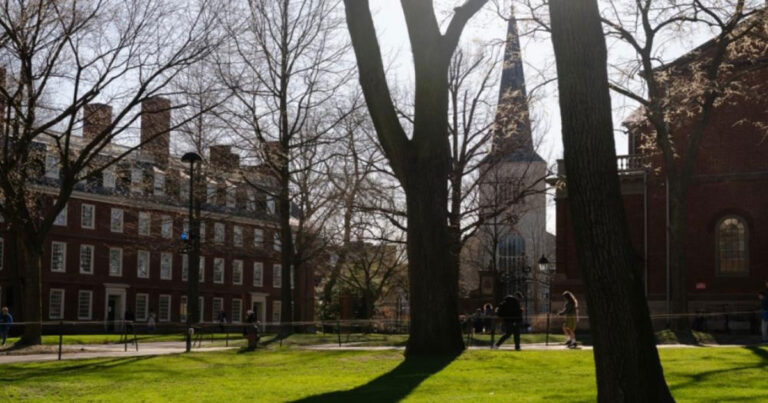 Hubungan Universitas Harvard dengan Partai Komunis Tiongkok Jadi Sorotan, Sejarawan : Barat Harus Belajar dari Pengalaman Ini