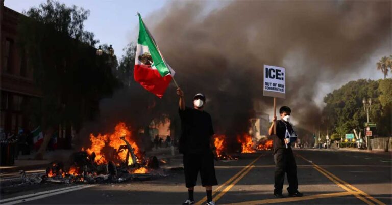 Kerusuhan Besar Imigran di California: 2.000 Pasukan Turun, Negara Bagian Melawan Perintah Trump!