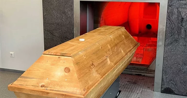 Manusia Lahir Tanpa Sehelai Benang, Pergi Juga Tidak Membawa Apa pun