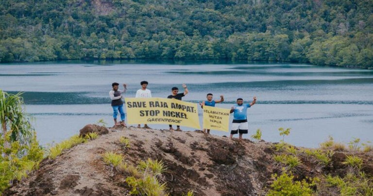 Greenpeace Indonesia Tuntut Perlindungan Permanen untuk Seluruh Ekosistem Raja Ampat