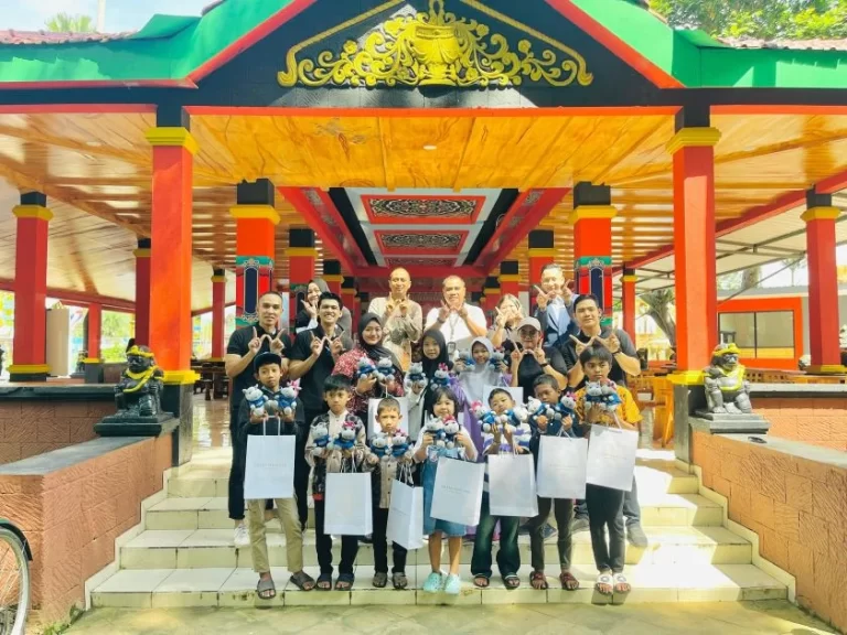“Melalui Program Anak Asuh, Grand Mercure Malang Mirama Ajak Liburan Ke New Wisata Wendit” 