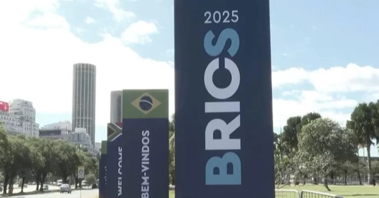 Iran Mulai Terjepit! Ekonomi Tertekan, Selat Hormuz Bermasalah, Teheran Kini Berharap pada Bank BRICS