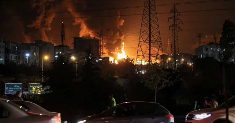 Di Balik Serangan ke Iran: Benarkah Tiongkok Incar Kesempatan Serang Taiwan?