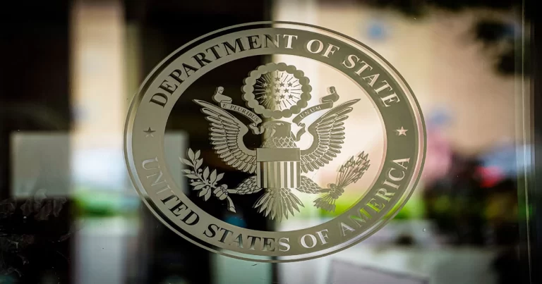 Kementerian Luar Negeri Amerika Serikat Mengecam Rusia atas Penindasan terhadap Falun Gong