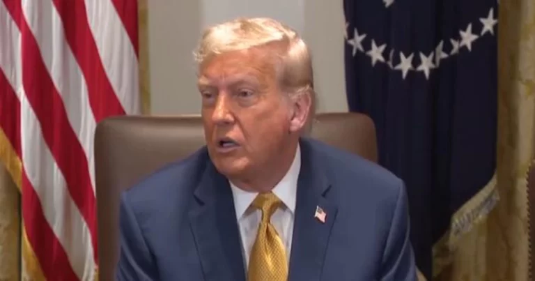 Trump Umumkan Tarif Baru: Kirim Surat Surat ke 14 Kepala Negara, Tambahan 10% untuk Negara BRICS, Banyak Negara Segera  Negosiasi